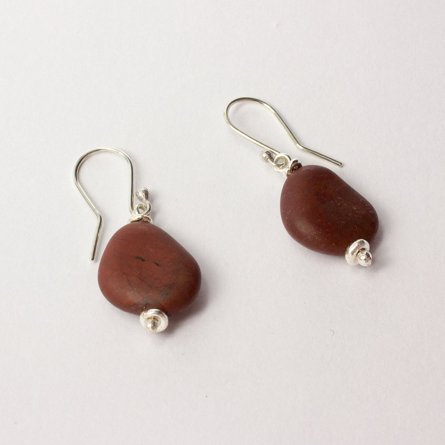 ACT519: Orepuki stone earrings - red