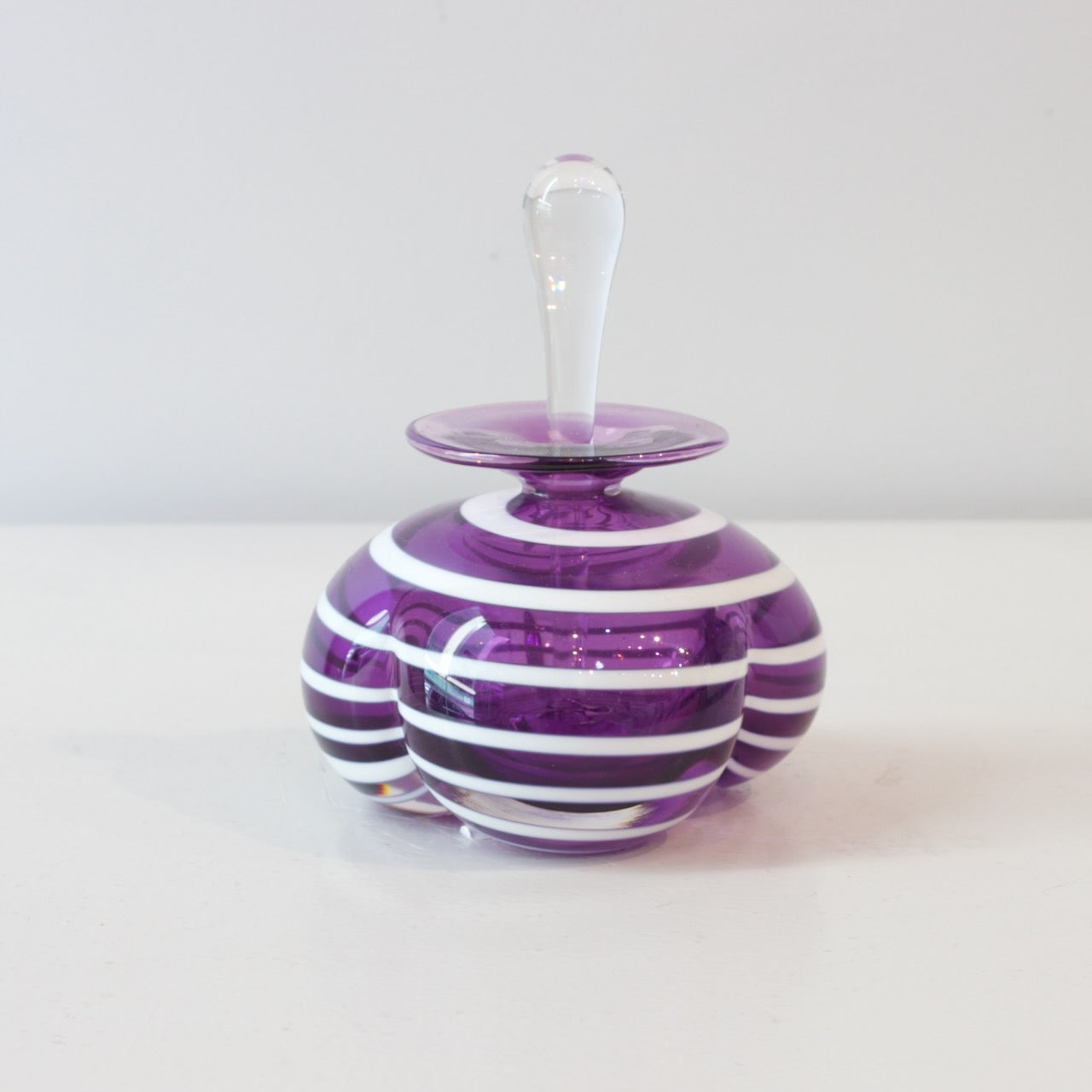 CJ216: "Curves" perfume bottle - purple