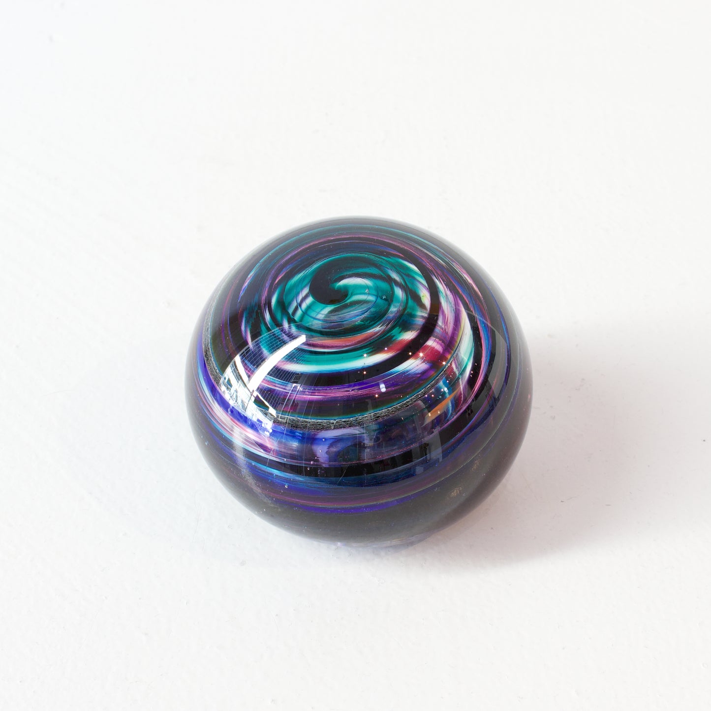 CJ230: Meslee paperweight