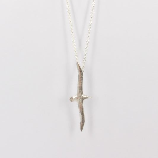 DM353C: Large albatross pendant