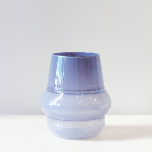 IKF118: Folded vase - lavender
