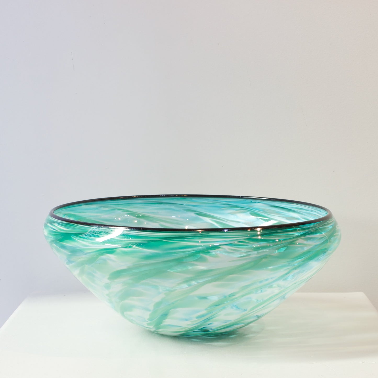 JCU405: Shell bowl