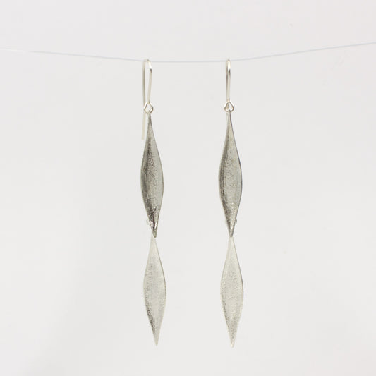 KS168: Karohirohi earrings