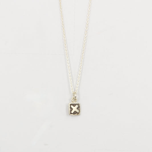 JMU129: X tile pendant