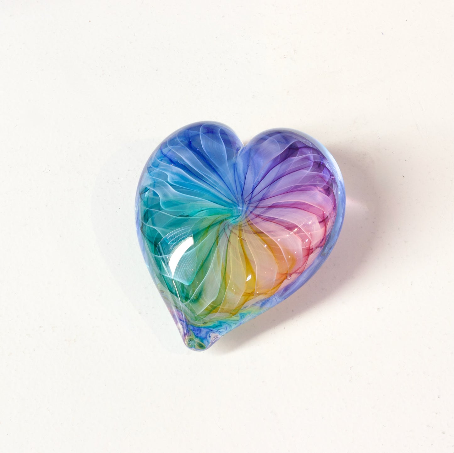 JCU408: Rainbow heart paperweight