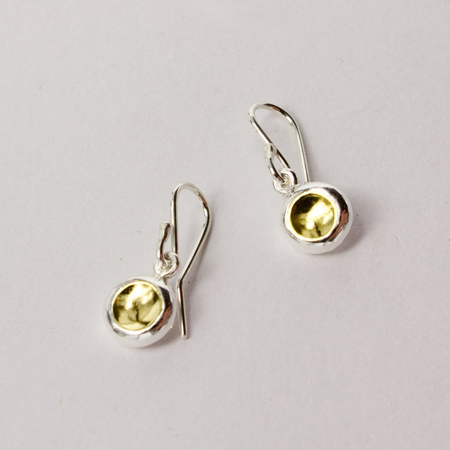 LA139: Concave drop earrings