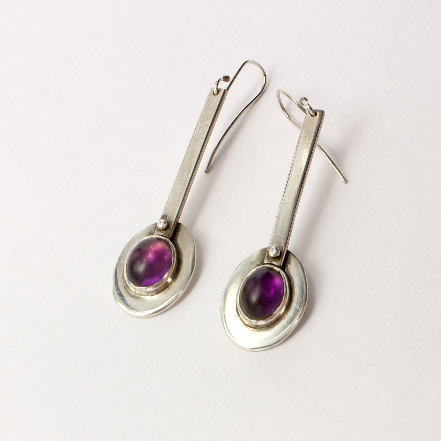 NG91: Matte oval amethyst lollipop earrings