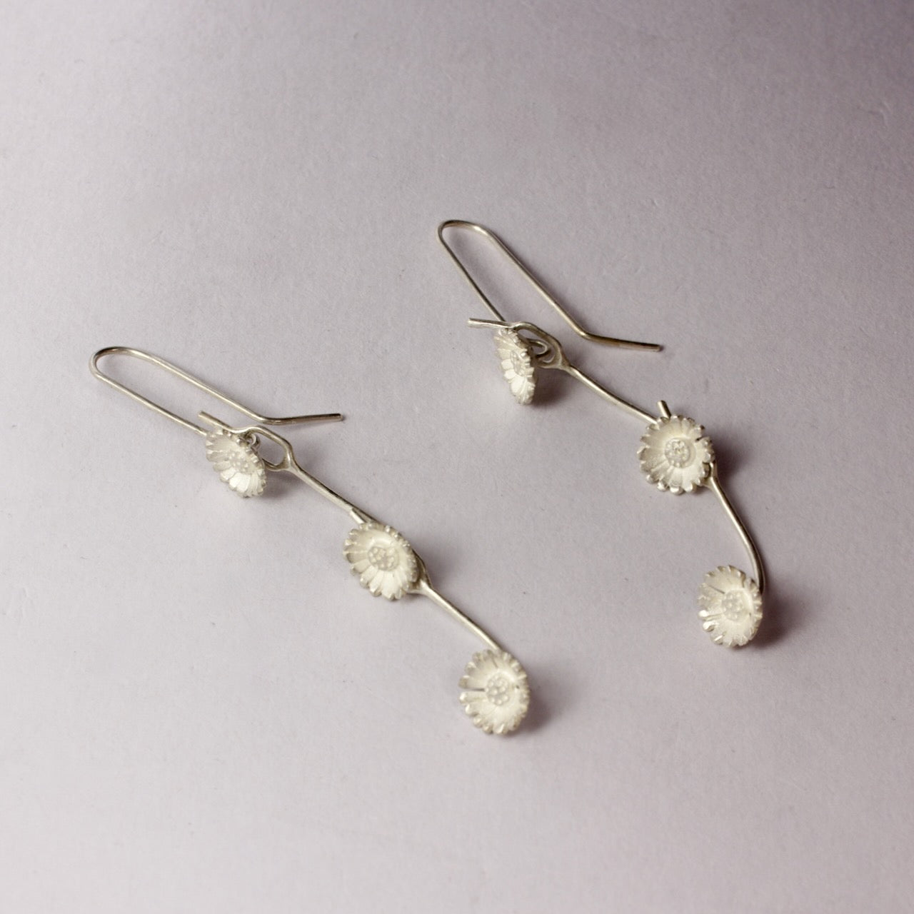 RF185: Daisy chain earrings