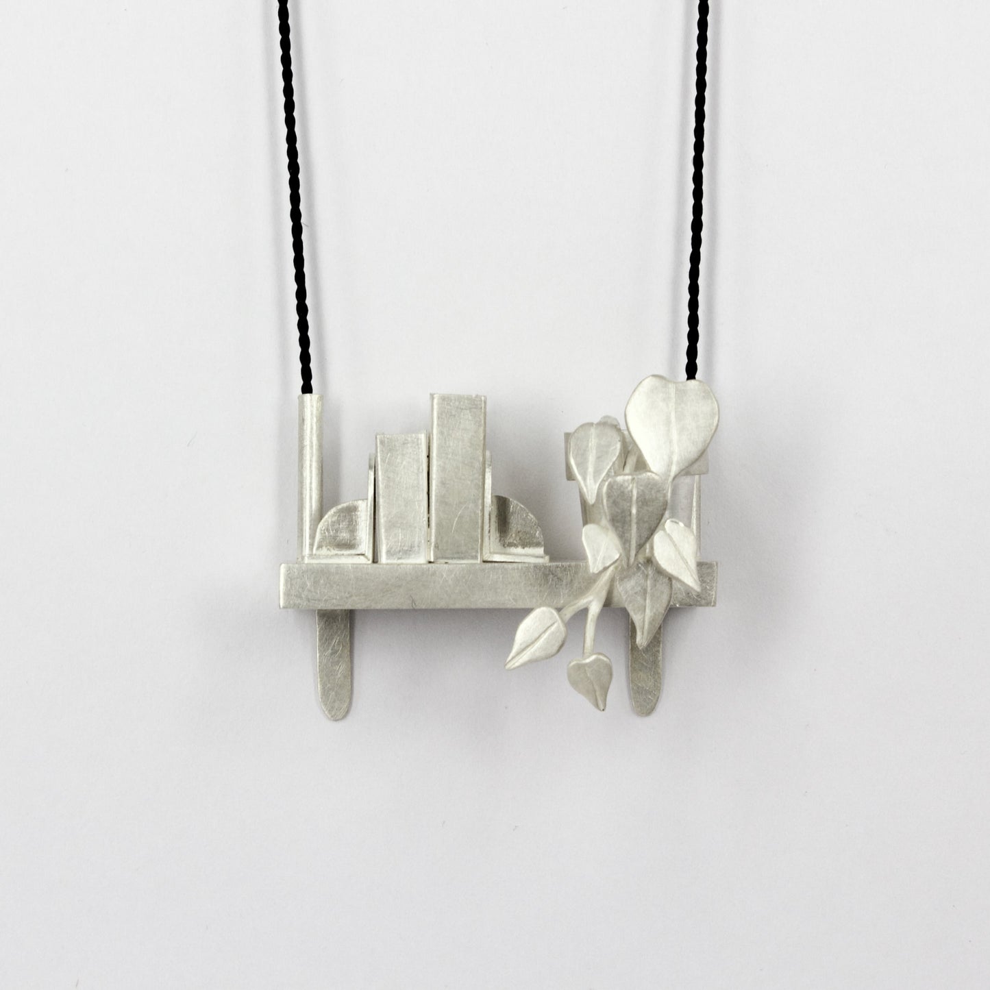 RF193: Bookshelf Left pendant
