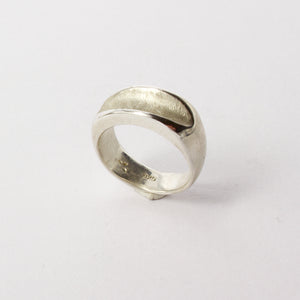 RK05: Concave ring