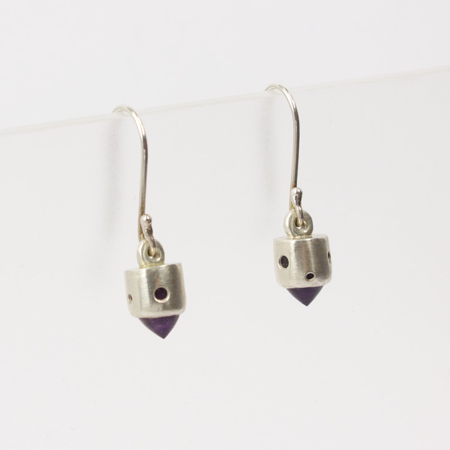 RK67: Amethyst earrings