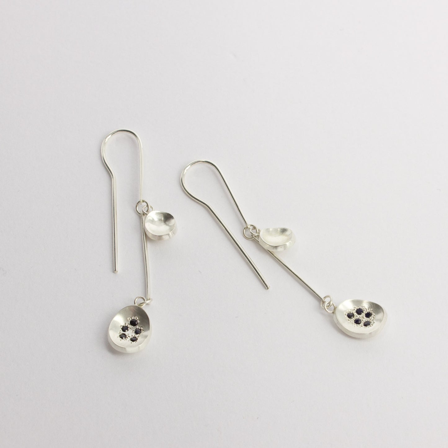 RMO56: Double drop earrings with sapphires