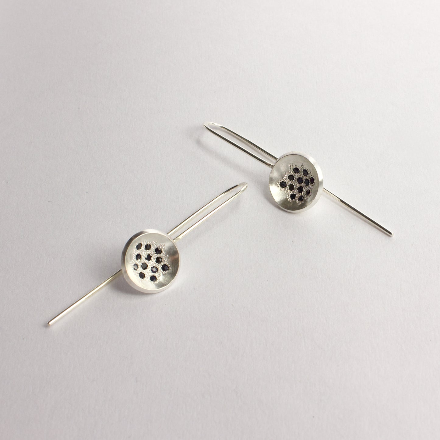 RMO87: Rock pool drop earrings