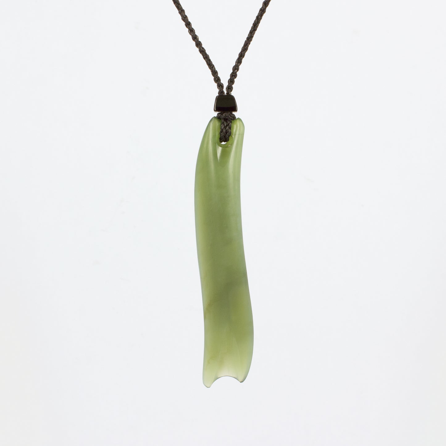 SM154: Siberian nephrite jade Hei Ika pendant