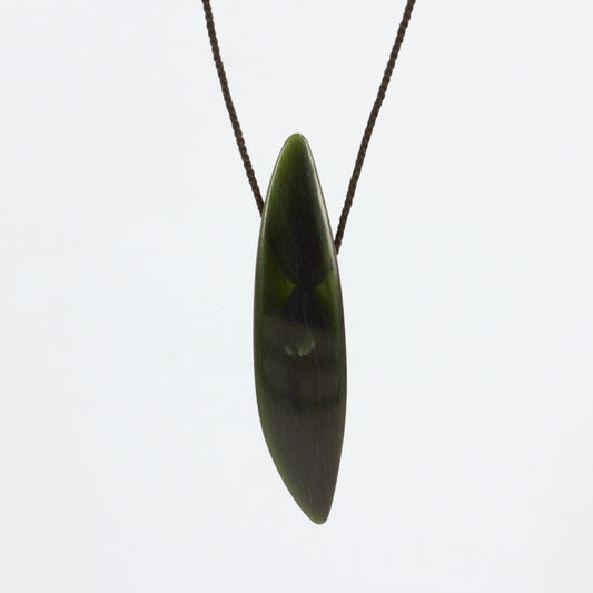 SM249: Tangiwai pounamu pin pendant