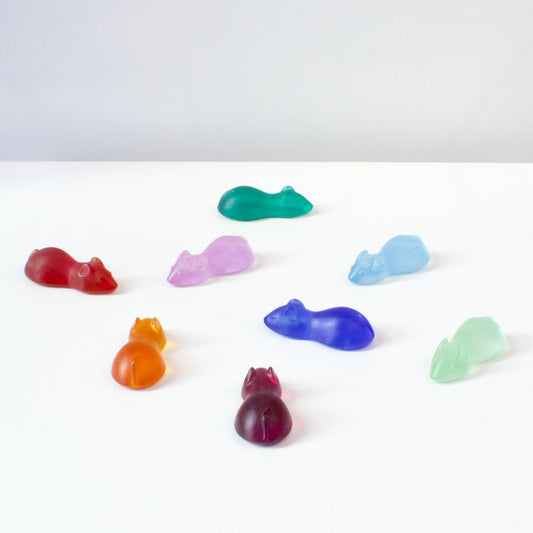 RH: Sugar mice