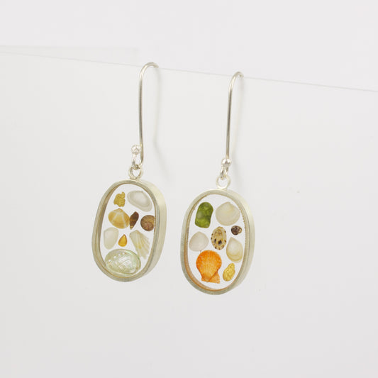 ACT469: Shell and gold nugget earrings
