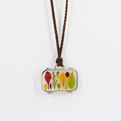 ACT473: Emotional baggage pendant