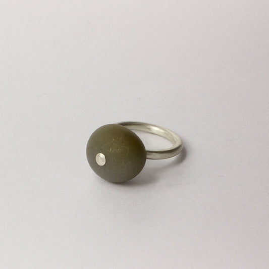 ACT482: Riveted ring
