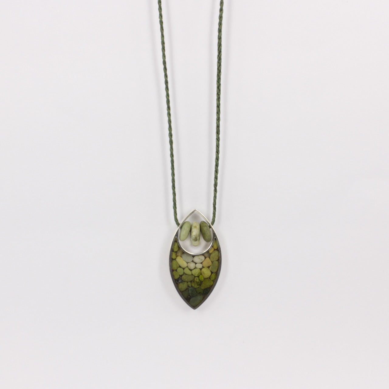 ACT493: Mandorla pendant