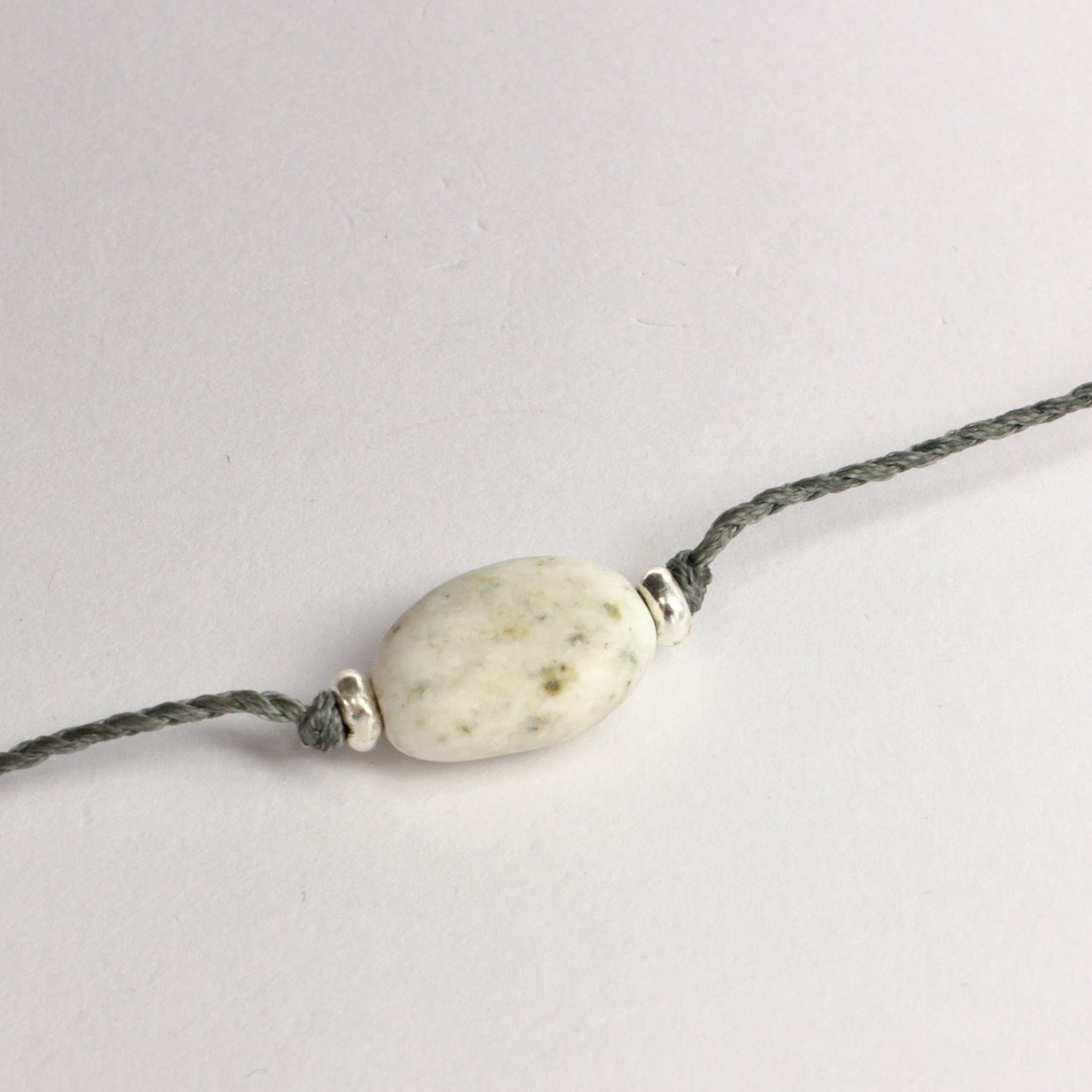 ACT495: Single stone pendant