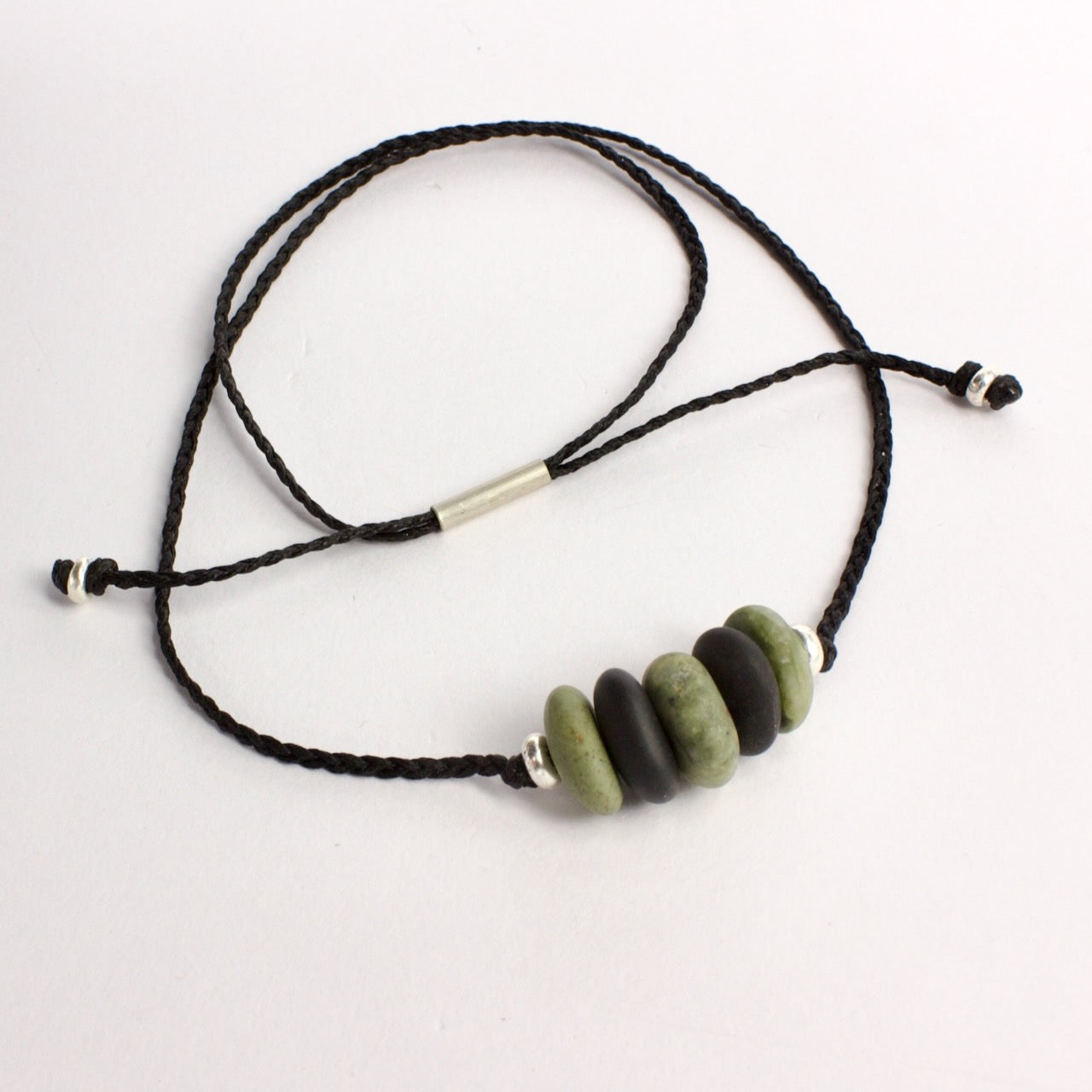 ACT497: Five stone pendant - black and green
