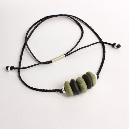 ACT497: Five stone pendant - black and green