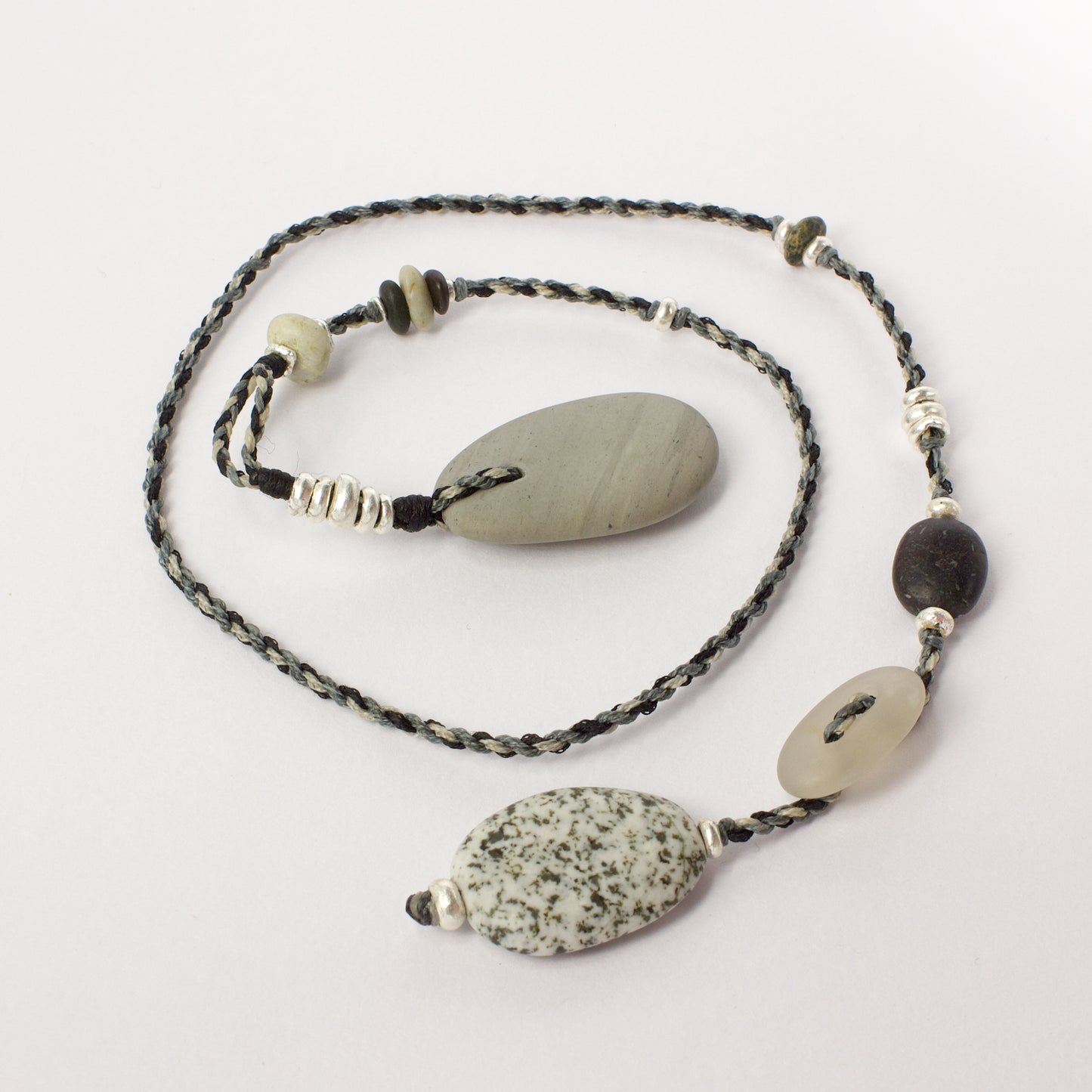 ACT508: Stone necklace