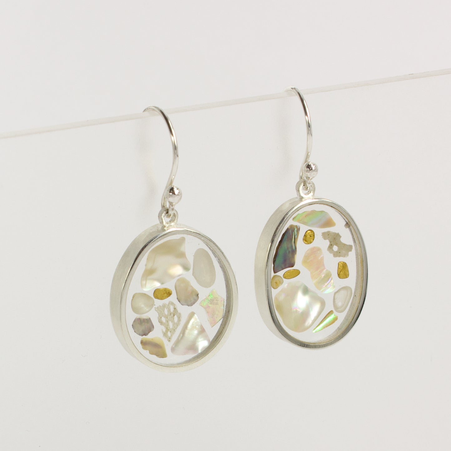 ACT513: Otago gold nugget and shell earrings