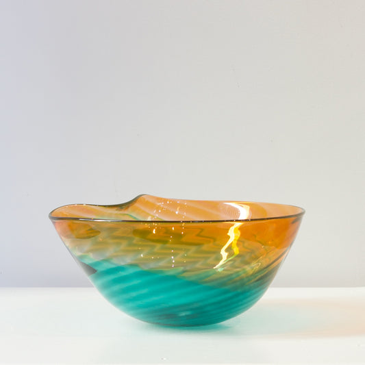 CJ202: Feather bowl - jade green and apricot