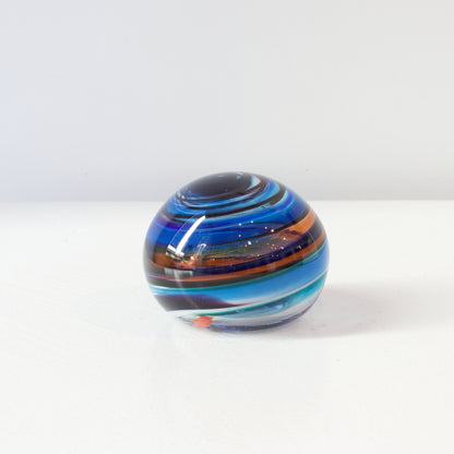 CJ228: Meslee paperweight