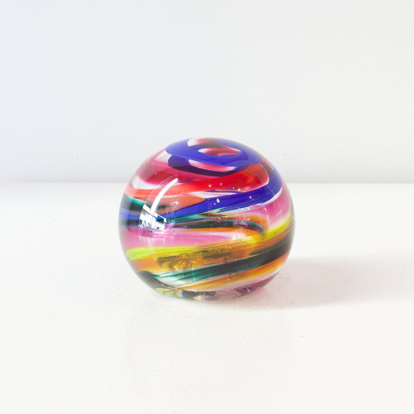 CJ229: Meslee paperweight