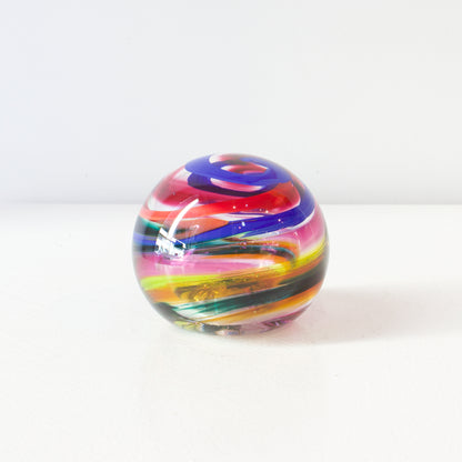 CJ229: Meslee paperweight