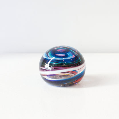 CJ233: Meslee paperweight
