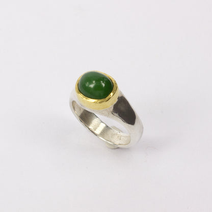 DM026C: Pounamu ring with NZ gold