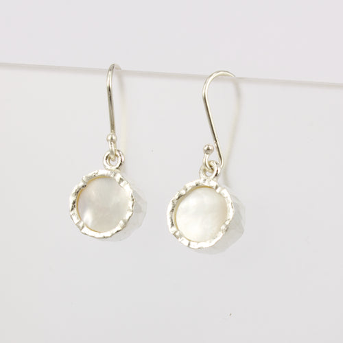 DM204C: Mother of Pearl earrings