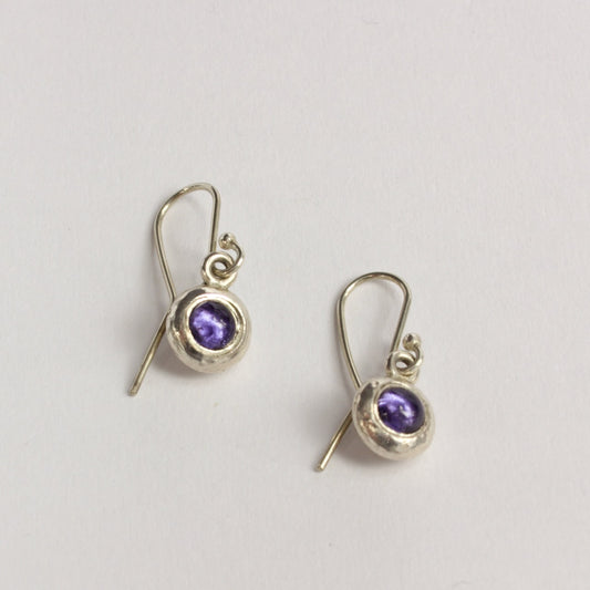 DM210C: Iolite ingot drop earrings