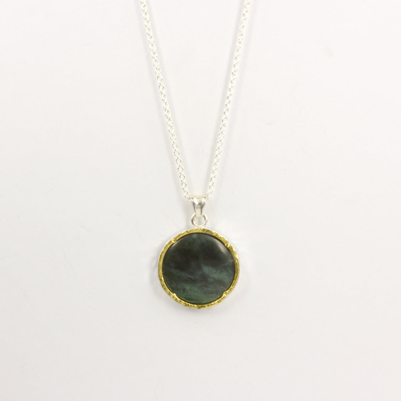 DM319C: Large Pounamu disc pendant