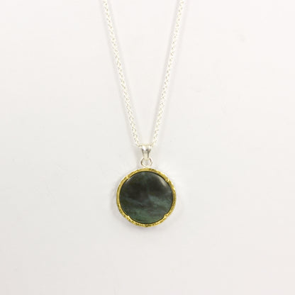 DM319C: Large Pounamu disc pendant
