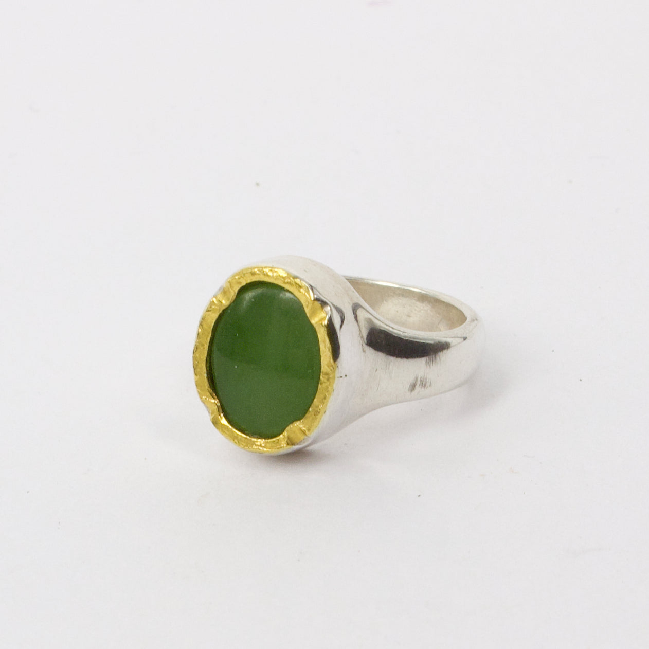 Dm368B: Pounamu ring