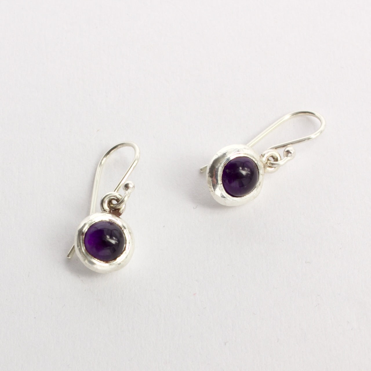 DM382C: Amethyst ingot drop earrings