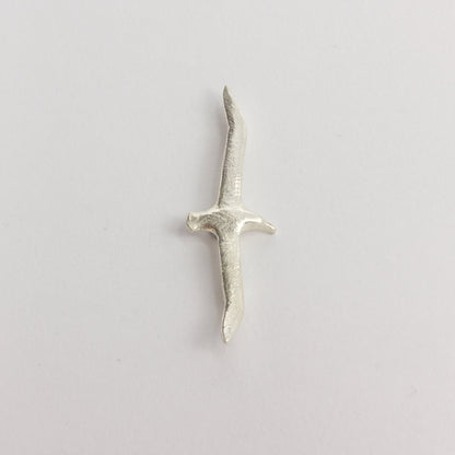 DM: Albatross brooches