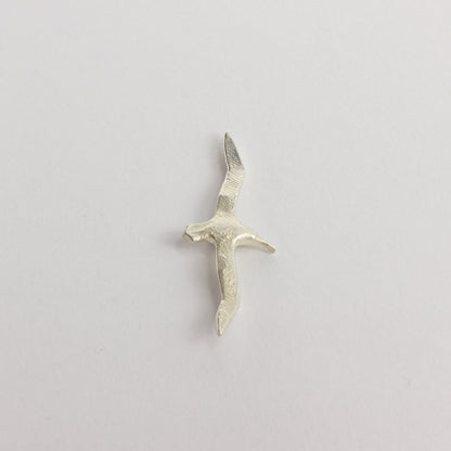 DM: Albatross brooches