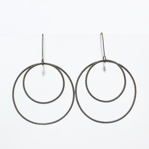 FS252: Double twist (takawiri) hoop earrings