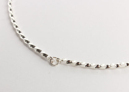 FS297: Takawiri necklace