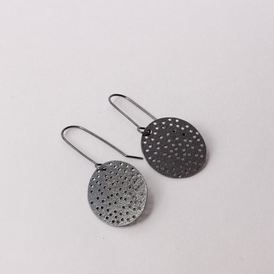 FS313: Holey disc earrings - oxidised