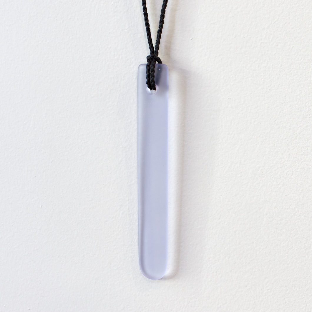 GSM03: Blade pendant - neodymium glass