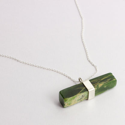 HA31: Down to earth pounamu pendant