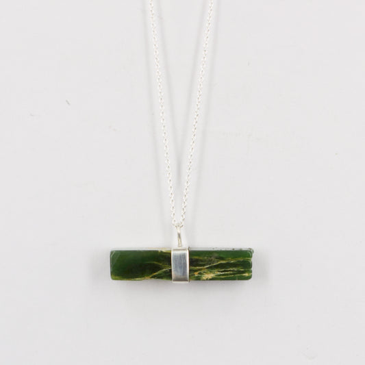 HA31: Down to earth pounamu pendant
