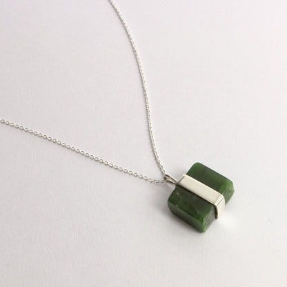 HA32: Down to earth pounamu pendant